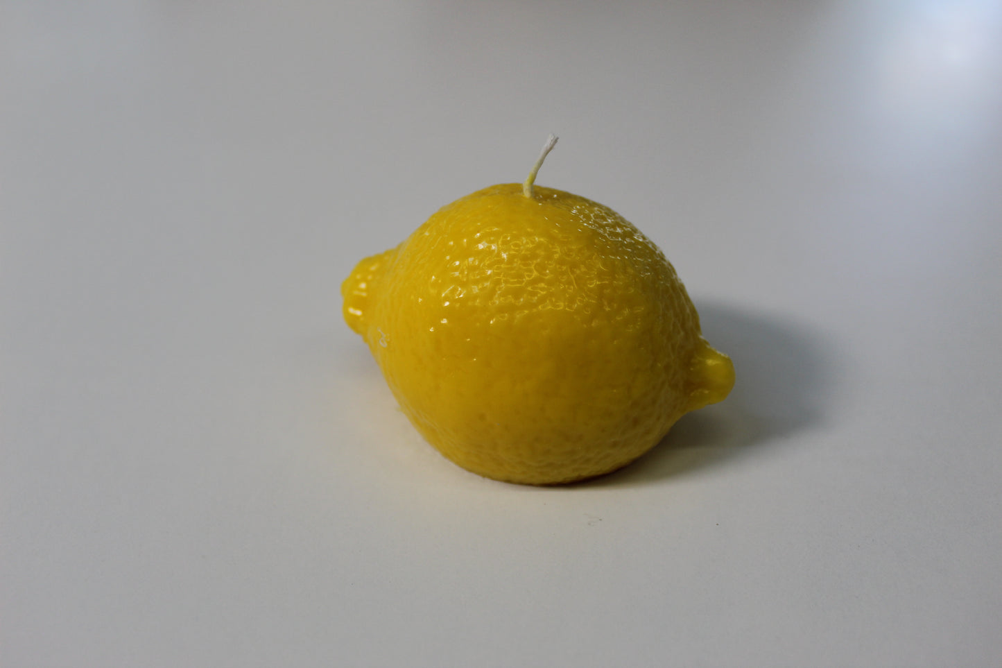 Zitronenkerze „Sommersonne“ – Citronella & Mückenfrei