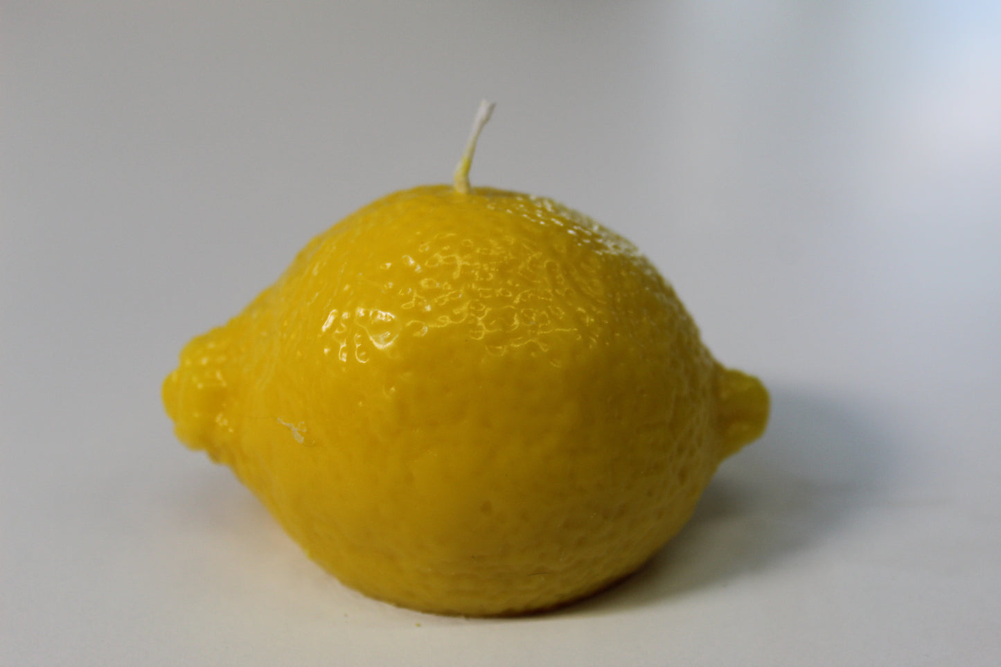 Zitronenkerze „Sommersonne“ – Citronella & Mückenfrei