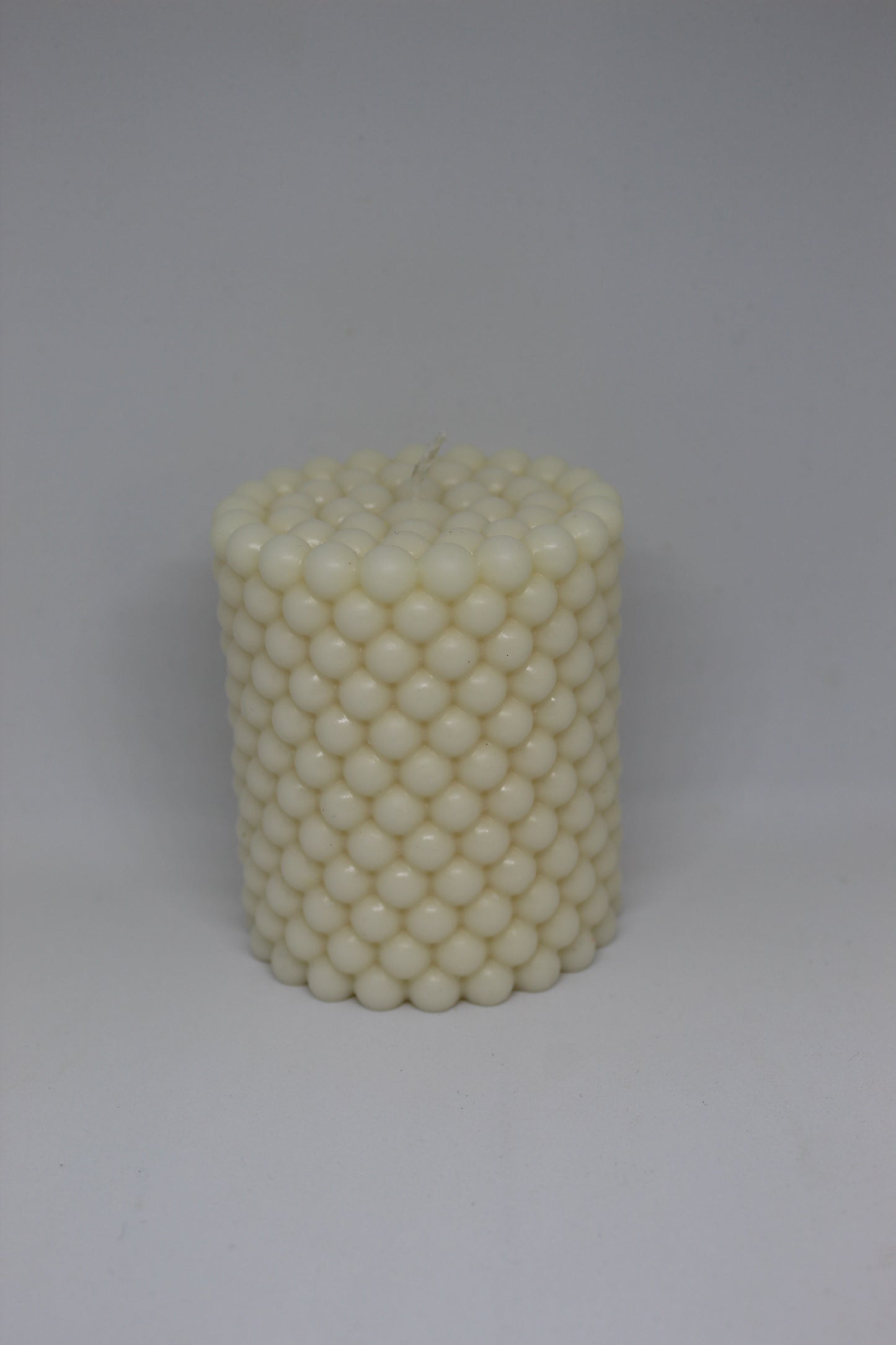 Bubble-Kerze „Perlenzauber“ – Minimalistisch & Elegant