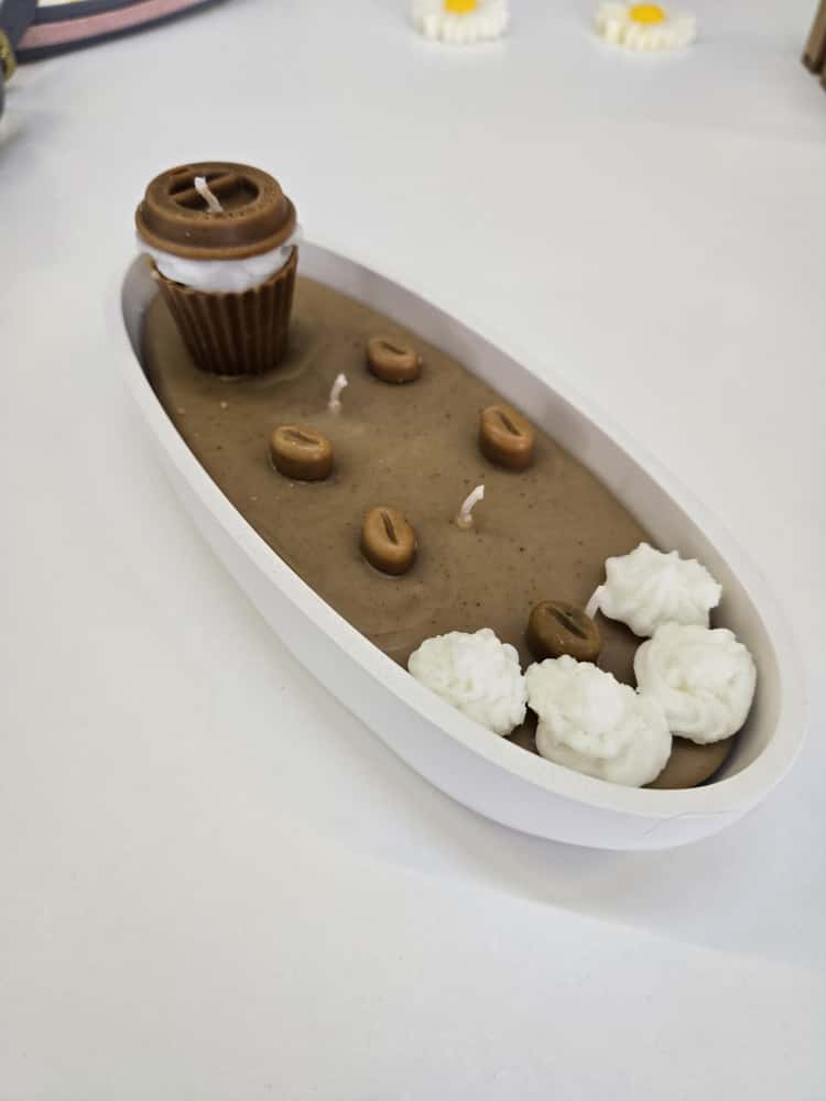 Duftkerze „Kaffeeklatsch“ – Kaffeegenuss in der Gips-Schale